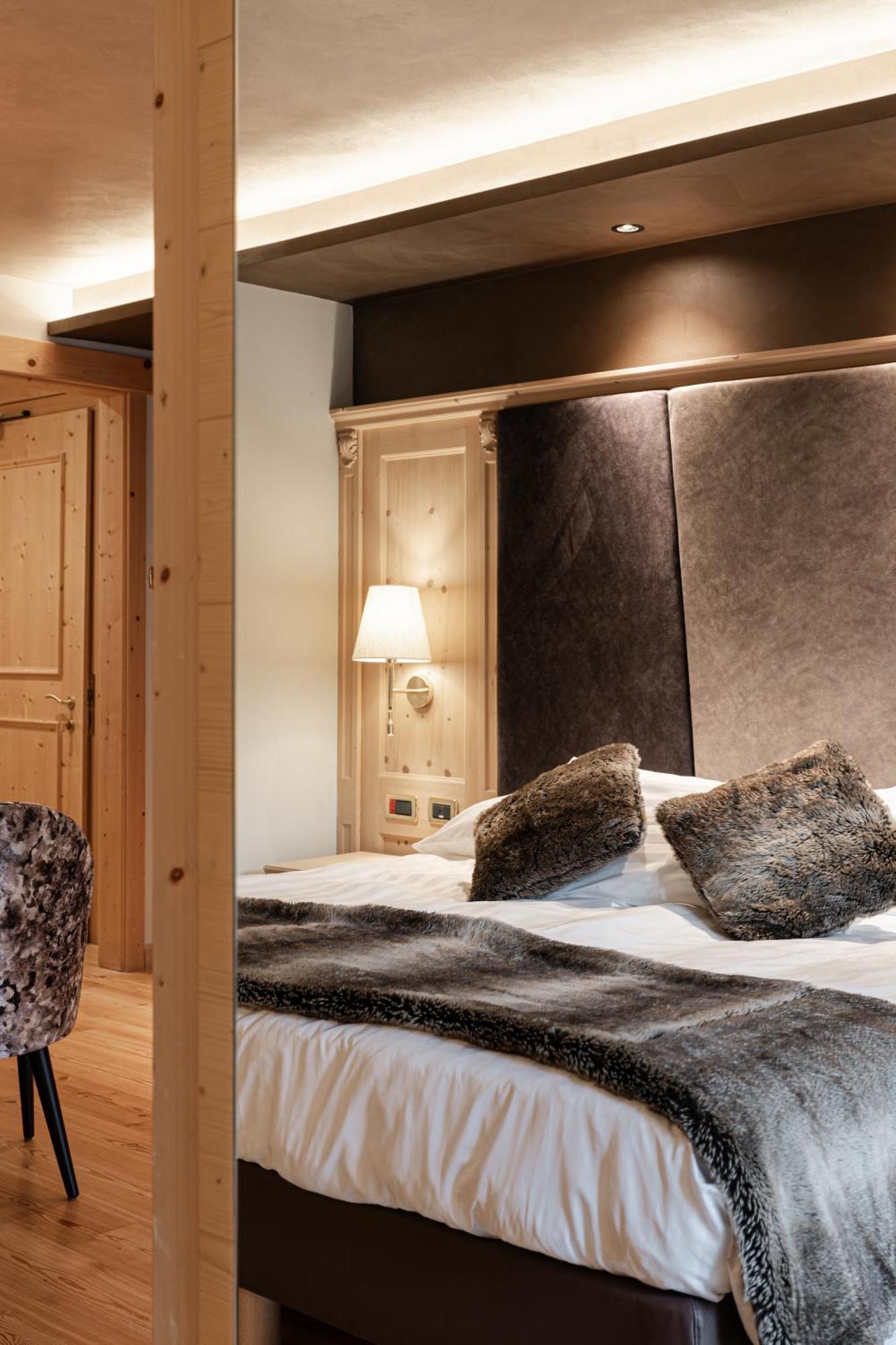 Cerana Relax Hotel Мадонна-ди-Кампильо Экстерьер фото